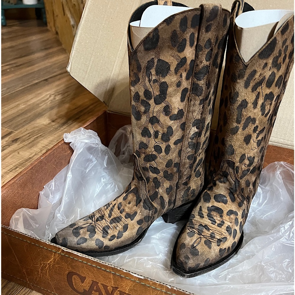 💥NEW💥 Cavenders by Old Gringo womens Leopard boots.